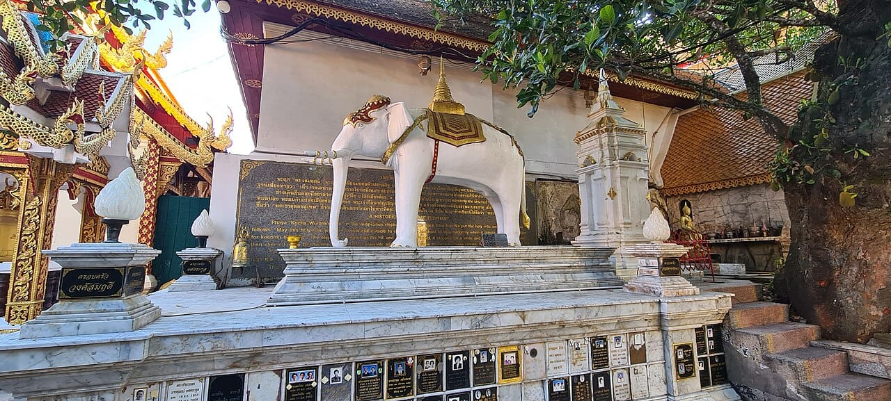 Memorial statue of the white elephant said to have carried the Buddha relic to the summit in 1383